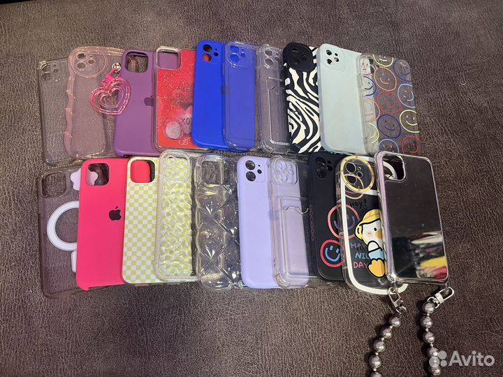 Чехлы на iPhone 11