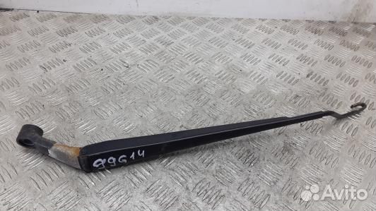 Щеткодержатель лобового стекла toyota corolla vers