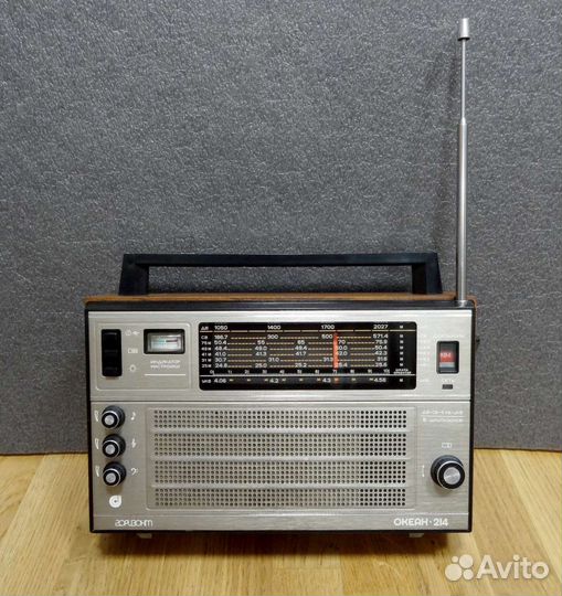 Радиоприёмник Океан-214 в отличном состоянии