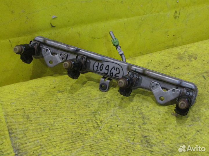 Топливная рампа Honda Civic 5D 08-12г 10962