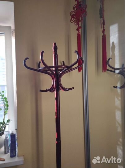 Вешалка напольная деревянная бу