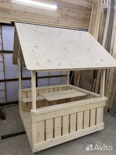 Детский уличный домик для садика