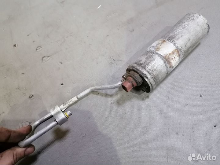 Осушитель кондиционера Mitsubishi Carisma 2000г