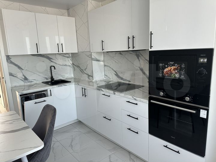 2-к. квартира, 67,2 м², 15/16 эт.