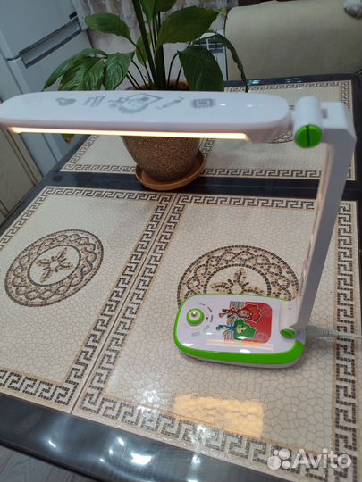 Продам детскую настольную лампу