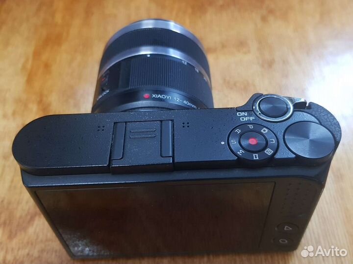 Беззеркальная цифровая камера Xiaomi YI M1