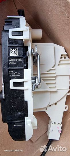 Замок задней правой двери Mercedes Sprinter оригин