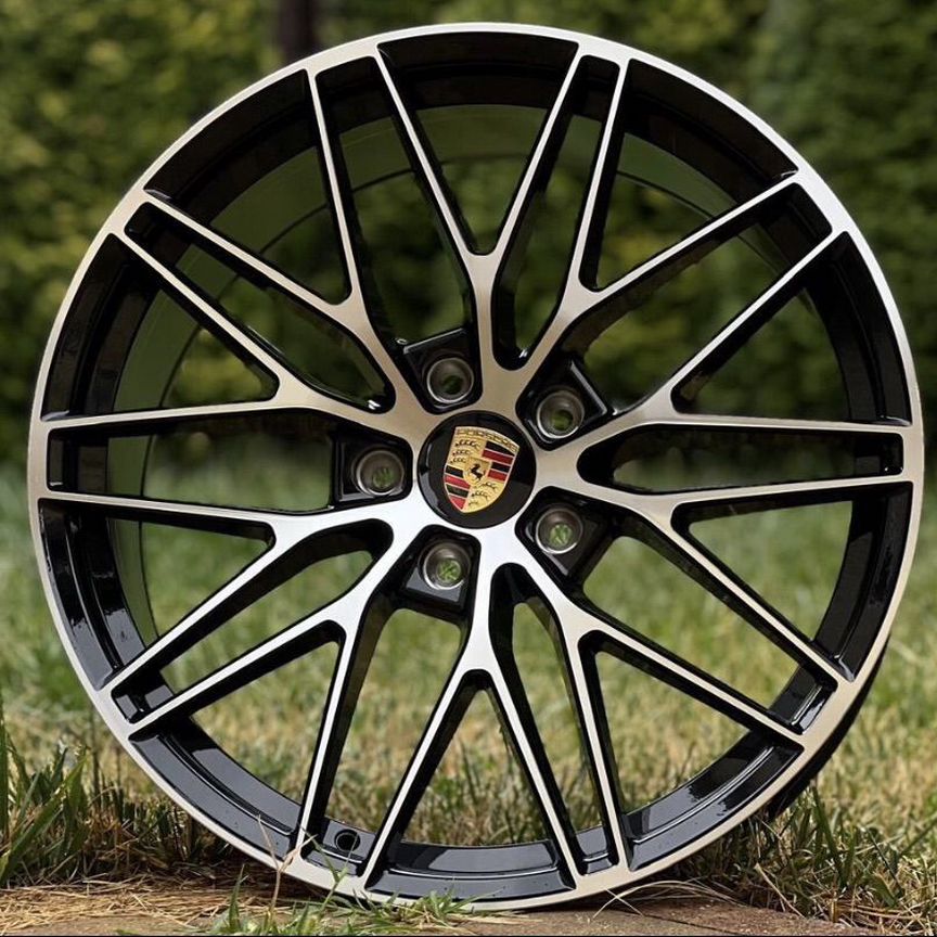 Литые диски Porsche 10×R22 5×130
