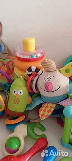 Игрушки для малышей пакетом