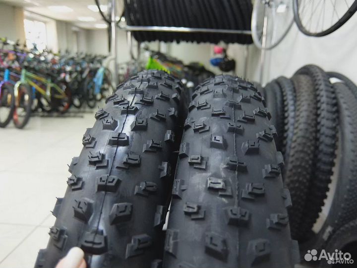 Комплект покрышек на фэтбайк 26