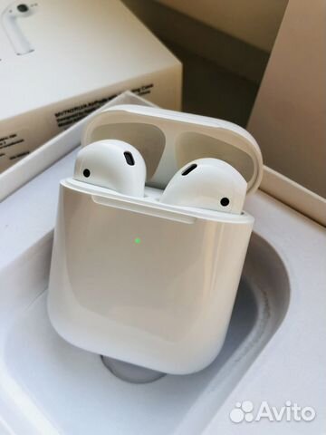 Продам AirPods 2 оригинал на гарантии