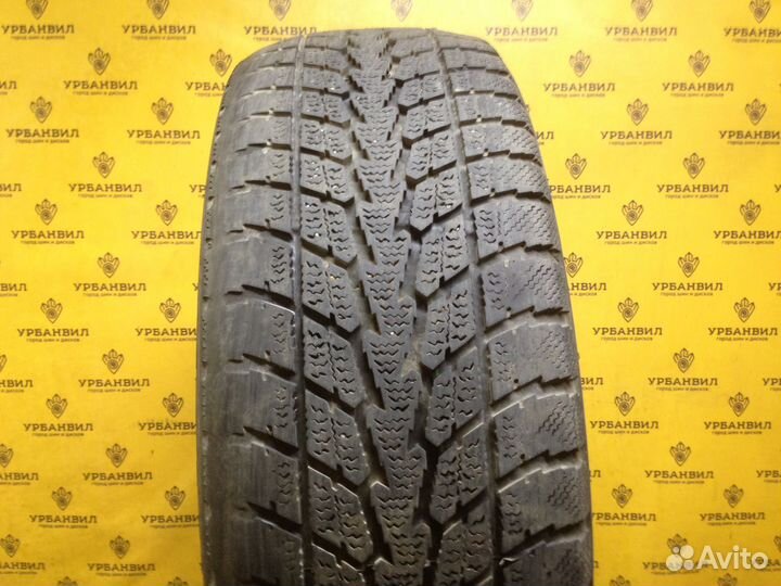 Toyo Winter Tranpath S1 215/60 R17 96Q