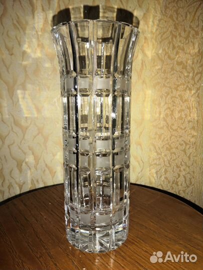 Ваза хрустальная