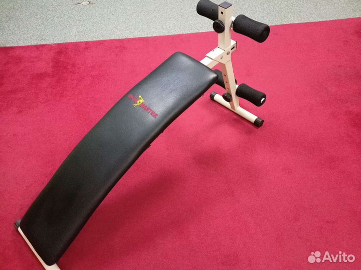 Жимовая скамья