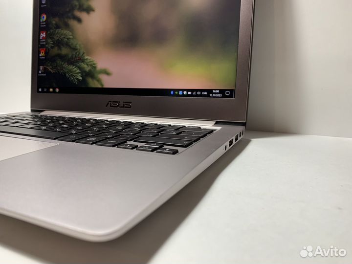 Компактный игровой ноутбук Asus i7/8gb/2видеокарты