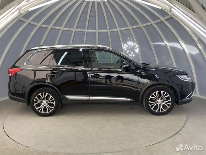 Mitsubishi Outlander 2.0 CVT, 2018, 68 485 км
