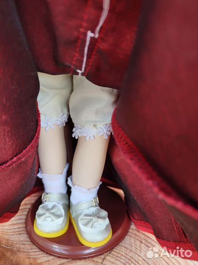 Кукла фарфоровая remeco collection