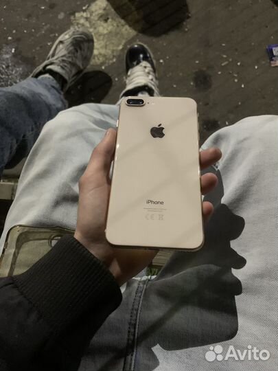 Apple iPhone 8 plus 64gb