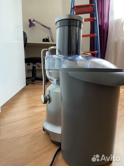 Соковыжималка центробежная Bork S701