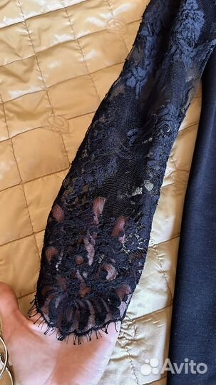 Черное платье с кружевом