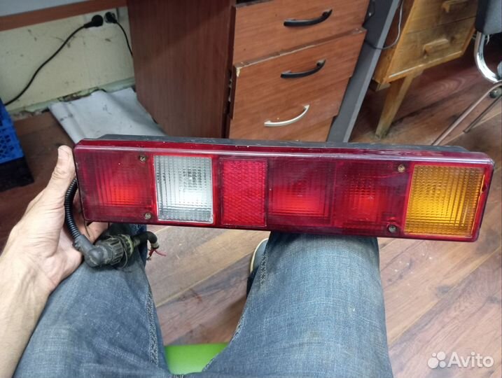 Задние фонари