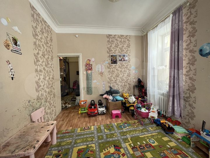 3-к. квартира, 84,3 м², 1/3 эт.
