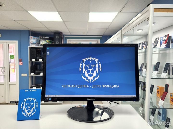 Монитор Samsung 22