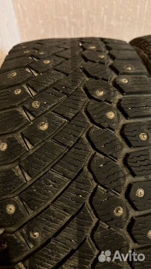 Gislaved Nord Frost 200 225/45 R17 94T