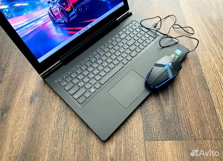 Игровой ноутбук Lenovo(GTX 4GB)