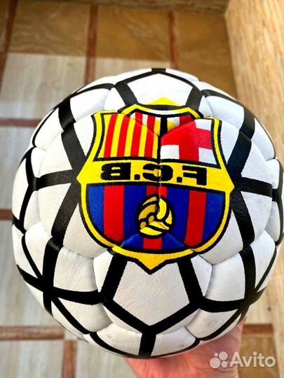 Футбольный мяч адидас лига чемпионов