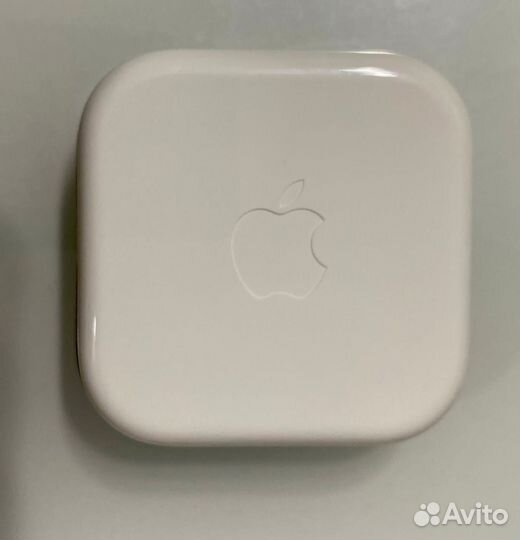 Проводные наушники