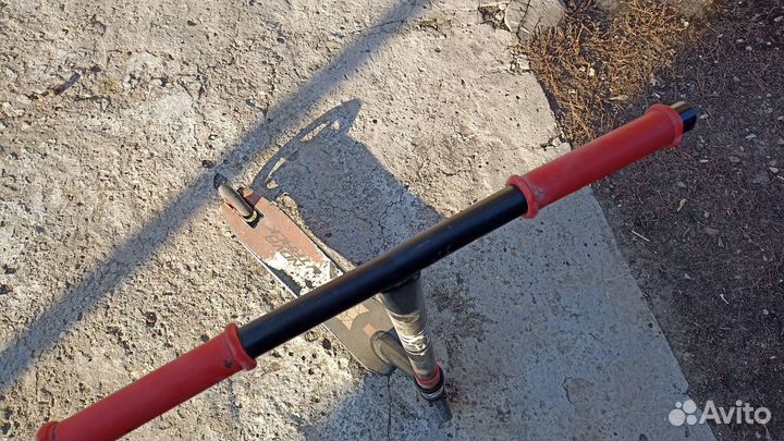 Трюковой самокат