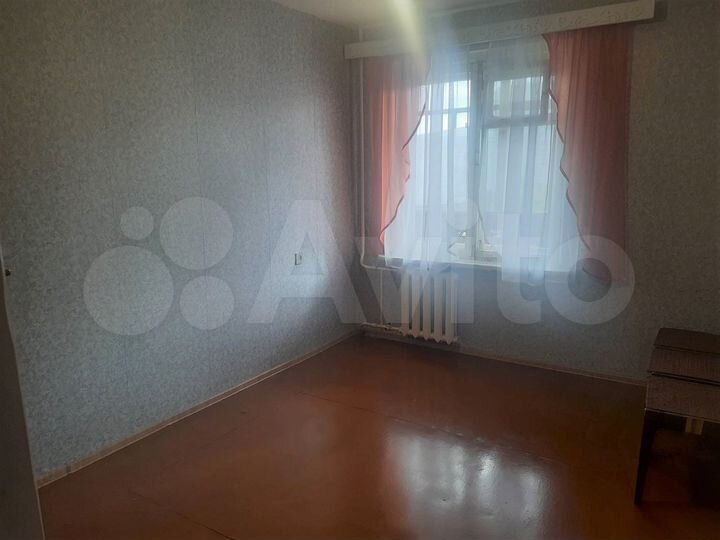 2-к. квартира, 55 м², 3/9 эт.