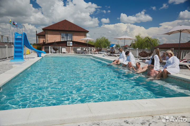 Отдых с проживанием на базе с бассейном