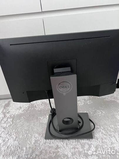 Монитор Dell 24