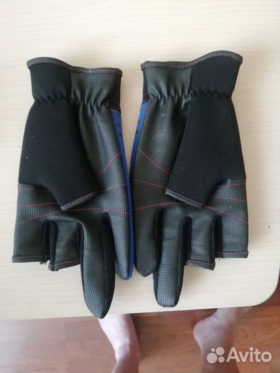 Неопреновые перчатки