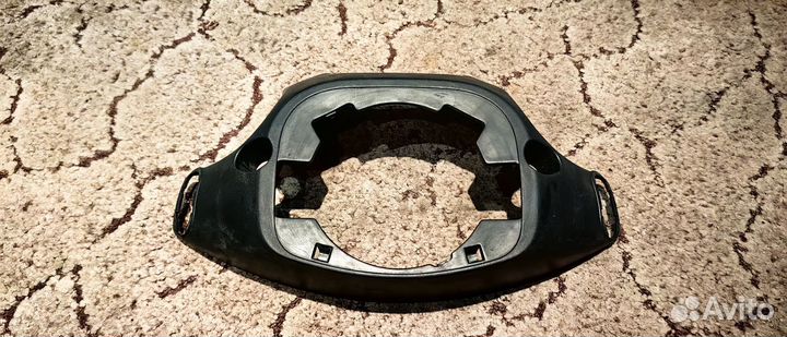 Кожух подрулевой Chrysler Pacifica