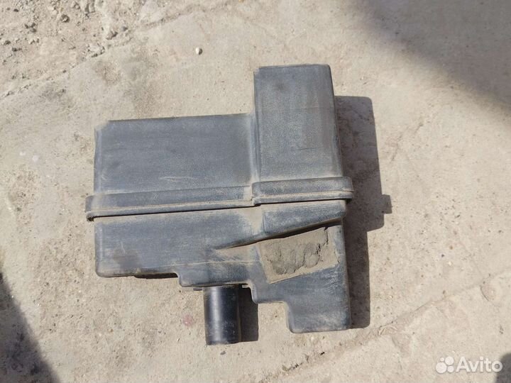 Резонатор воздушный Hyundai Accent