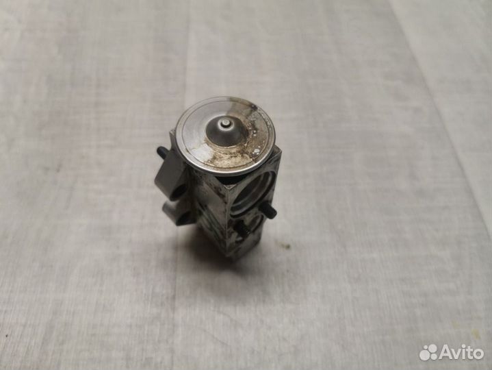 Клапан кондиционера Skoda Fabia 2 1.2 CGP 2012