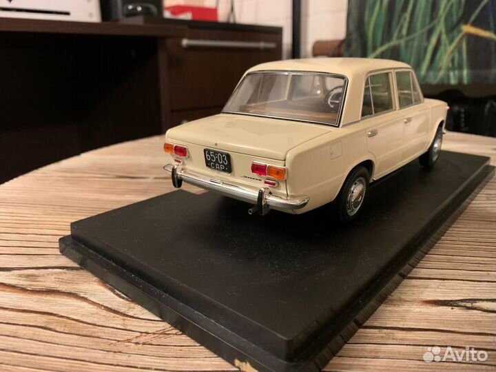 Ваз 2101 в масштабе 1/18 от IST