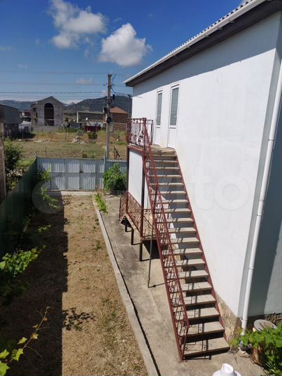 Дом 193 м² на участке 5 сот.