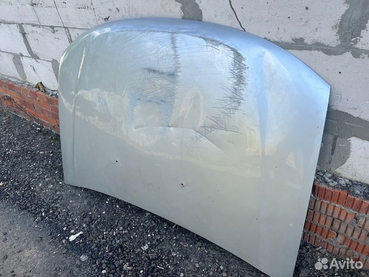 Рено Дастер Капот оригинал с дефектом