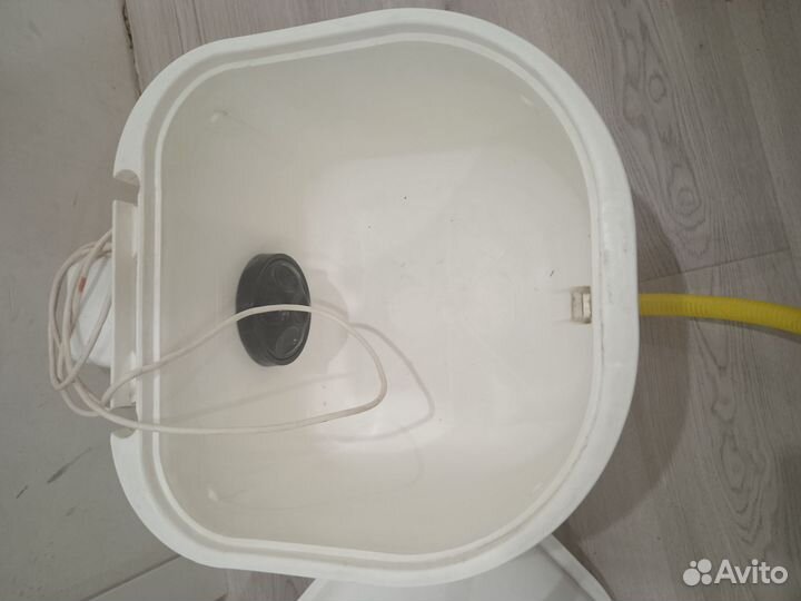 Стиральная машина бу Малютка