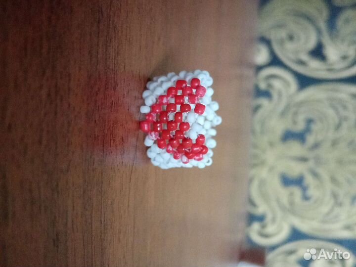 Кольцо из бисера сердце