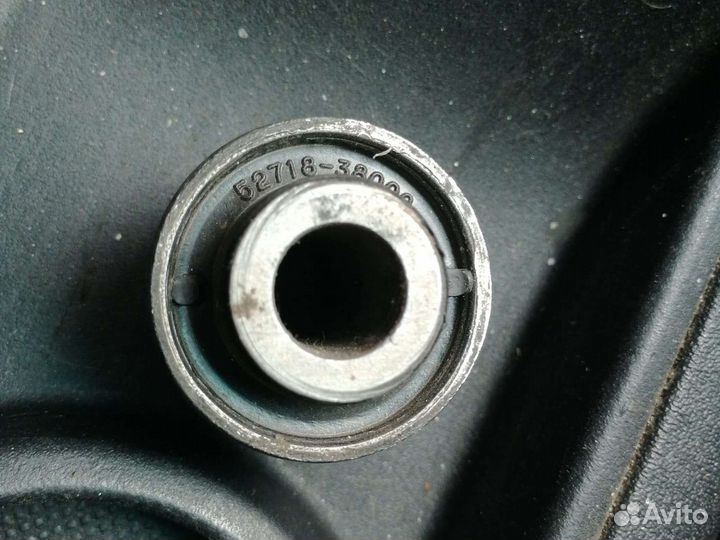 5271838000 сайлентблок заднего поворотного кулака