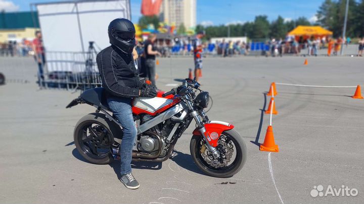 Honda Bros 650