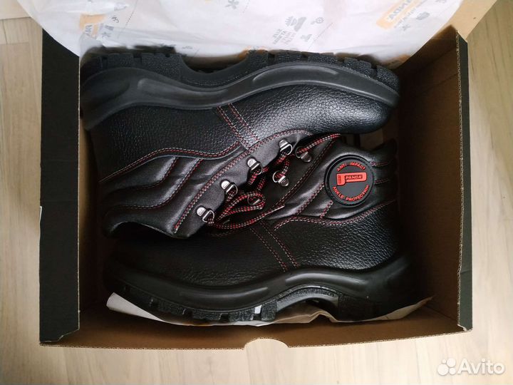 Ботинки мужские 43 размер новые