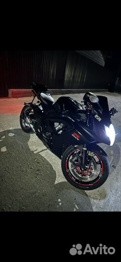 Suzuki GSX-R 750