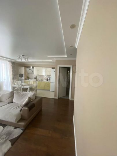 3-к. квартира, 90 м², 4/9 эт.