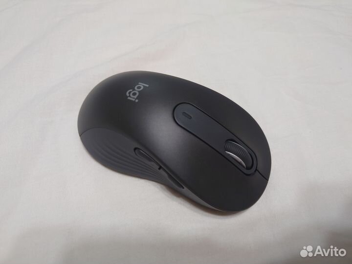 Беспроводная мышь для левшей Logitech Signature